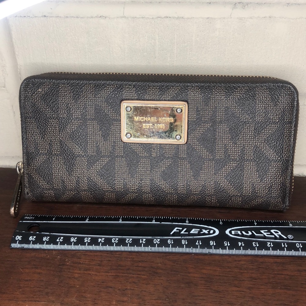 Michael Kors Brown & Gold Hardware Wallet
